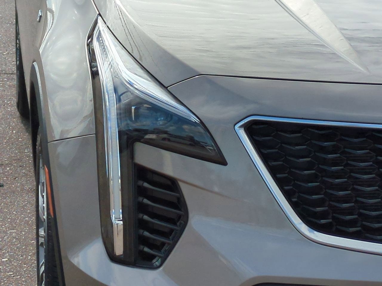 Thumbnail: 2023 Cadillac XT4 - 10