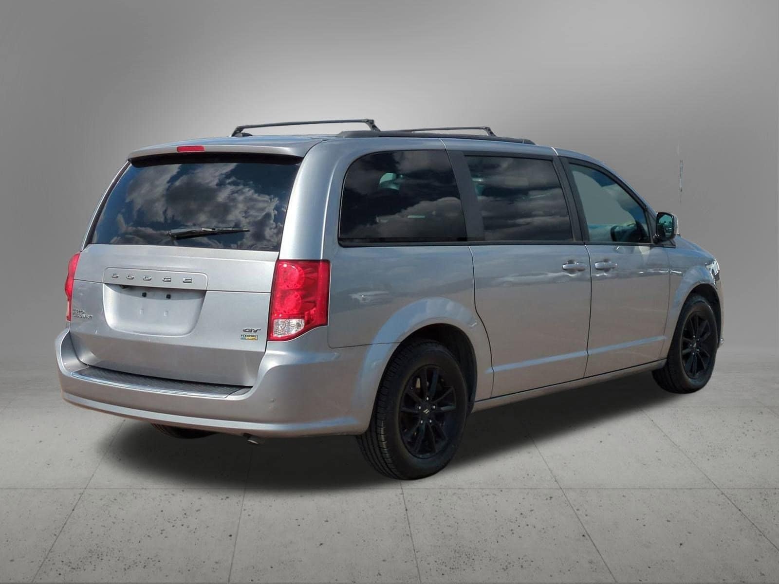 Thumbnail: 2019 Dodge Grand Caravan - 6