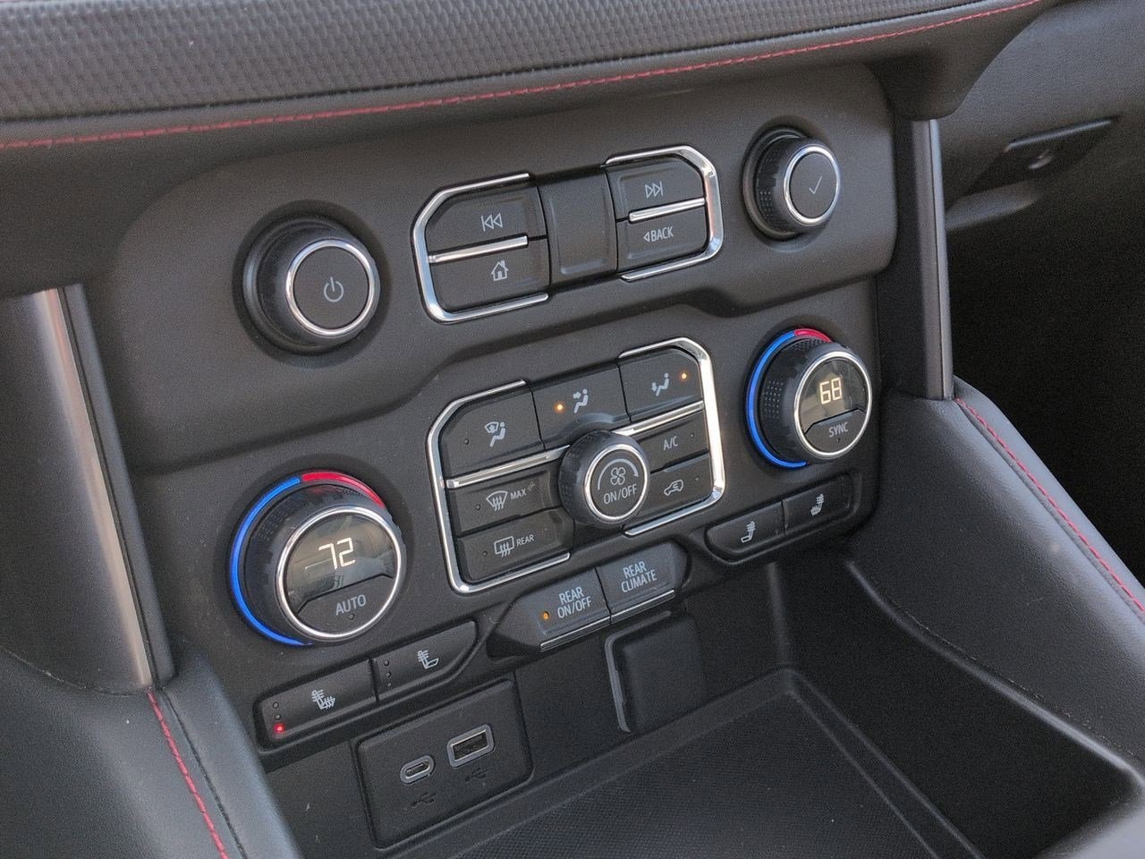 Thumbnail: 2023 Chevrolet Suburban - 28