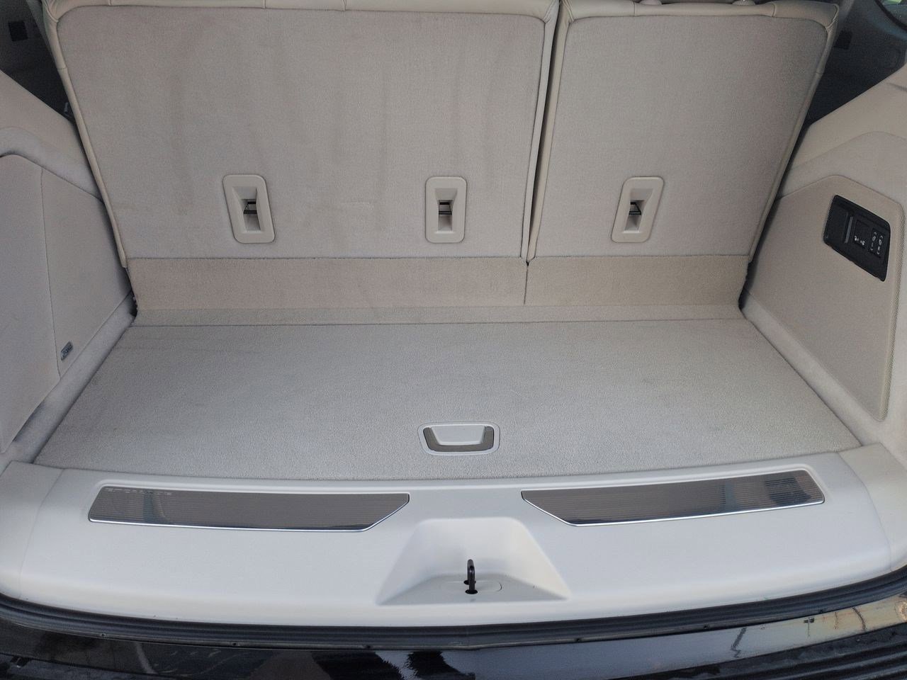 Thumbnail: 2025 Cadillac Escalade - 37