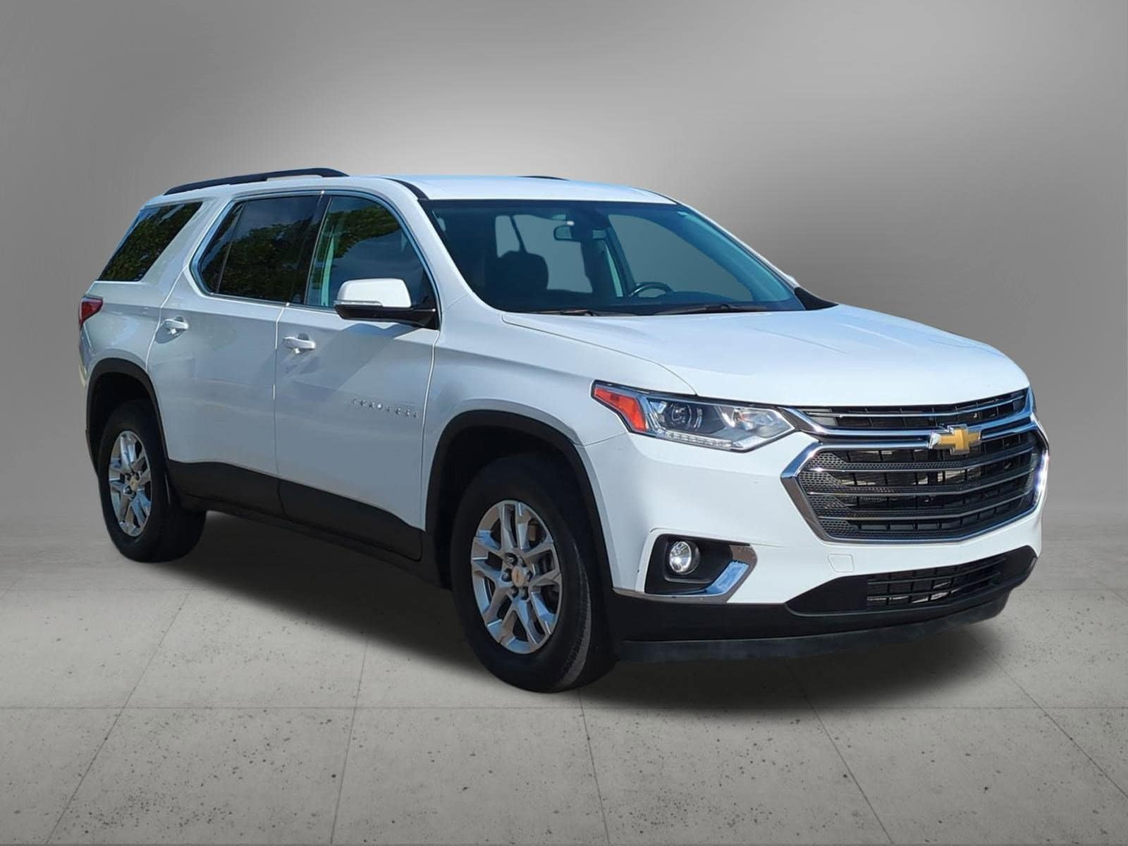 Thumbnail: 2020 Chevrolet Traverse - 8