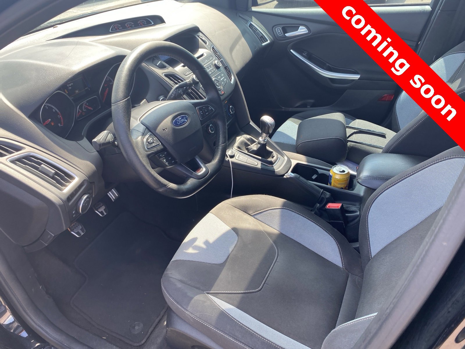2017 Ford Focus ST 14