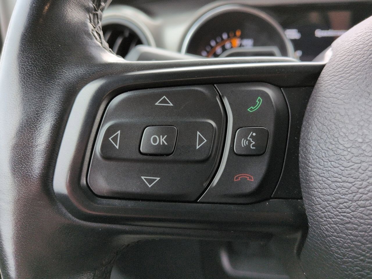 Thumbnail: 2022 Jeep Wrangler - 22