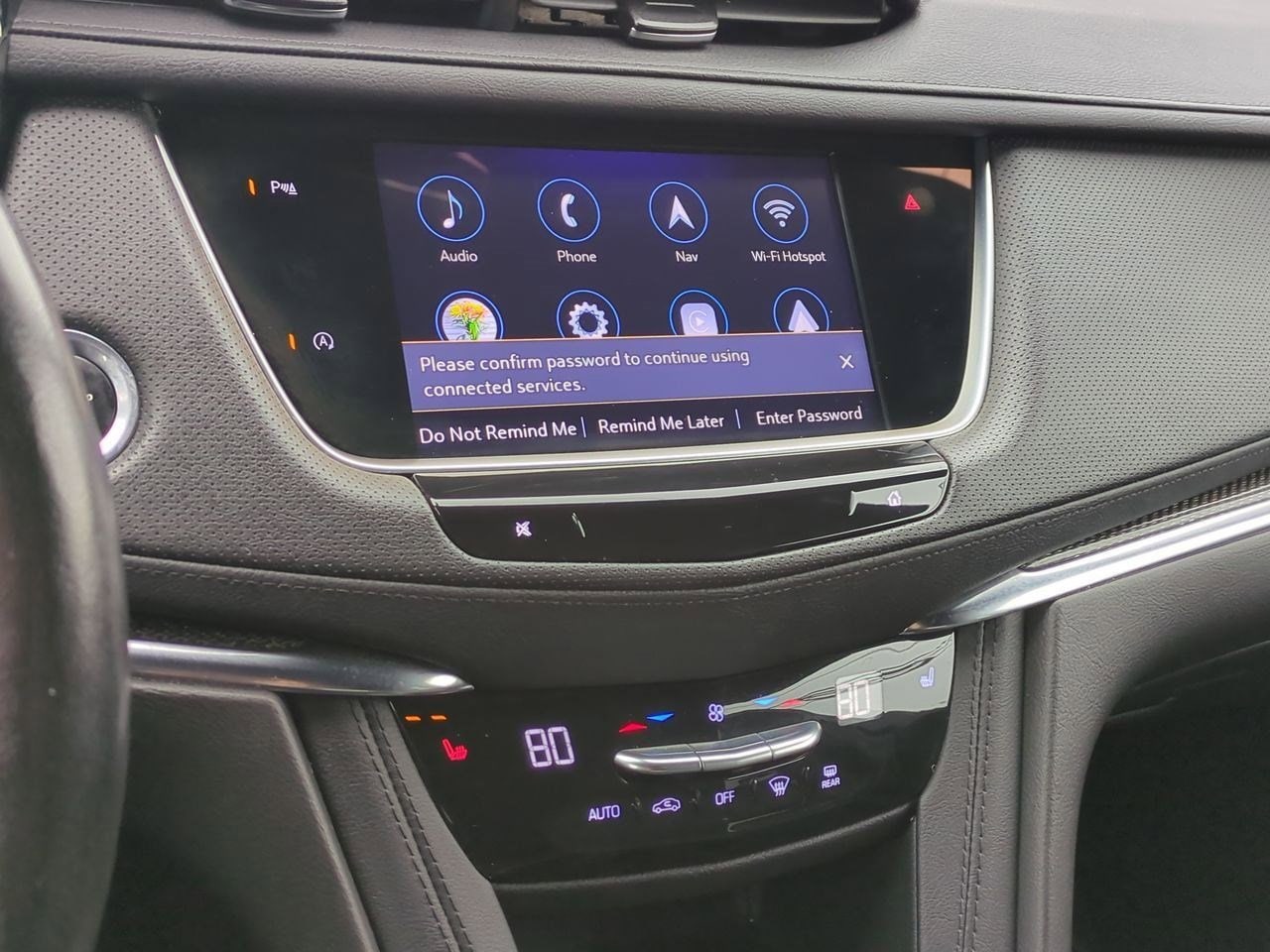 Thumbnail: 2023 Cadillac XT5 - 28