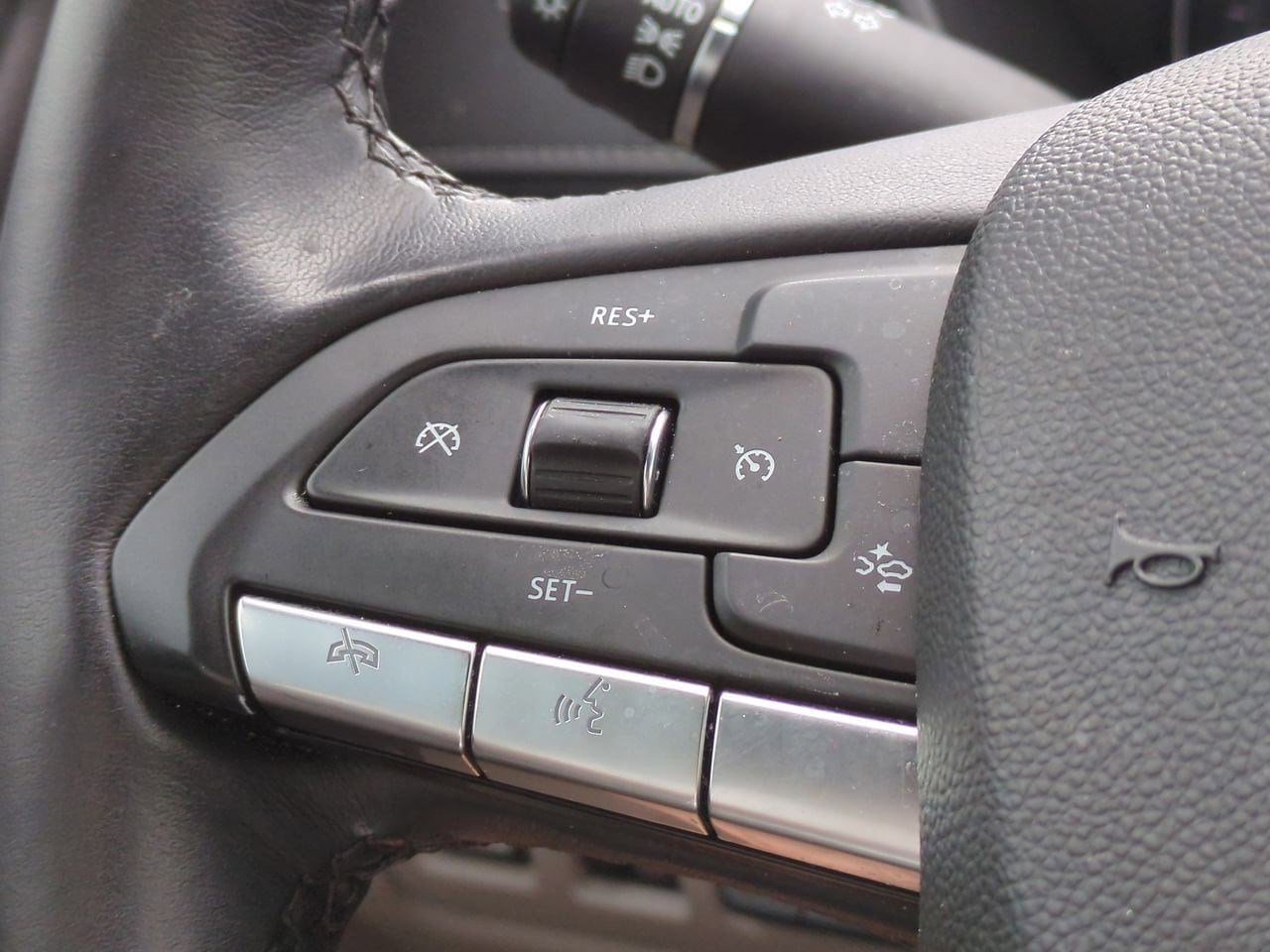 Thumbnail: 2021 Cadillac XT4 - 24