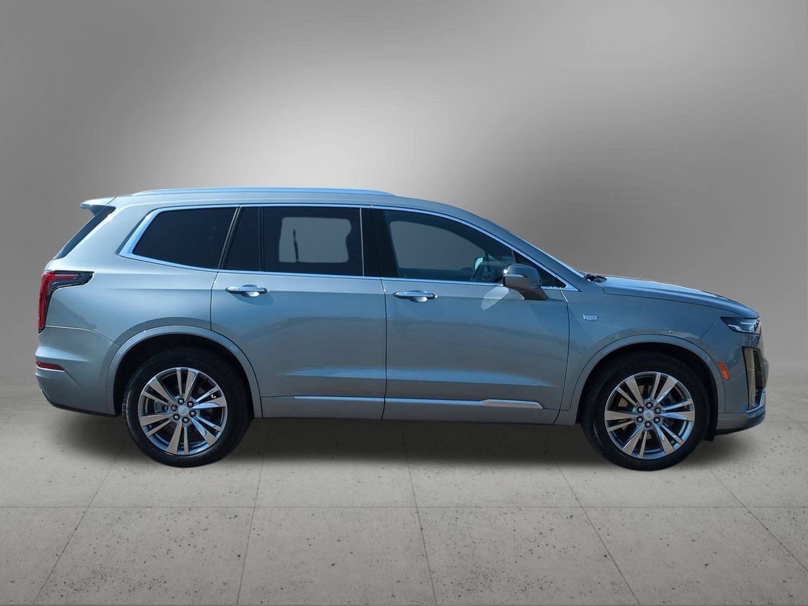 Thumbnail: 2024 Cadillac XT6 - 7