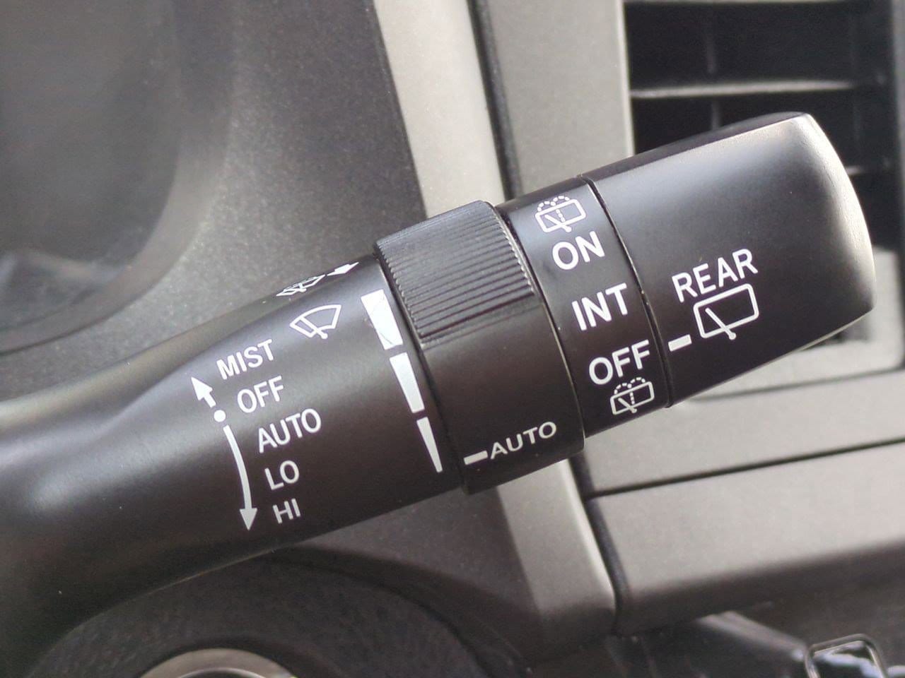 Thumbnail: 2020 Toyota Sienna - 26