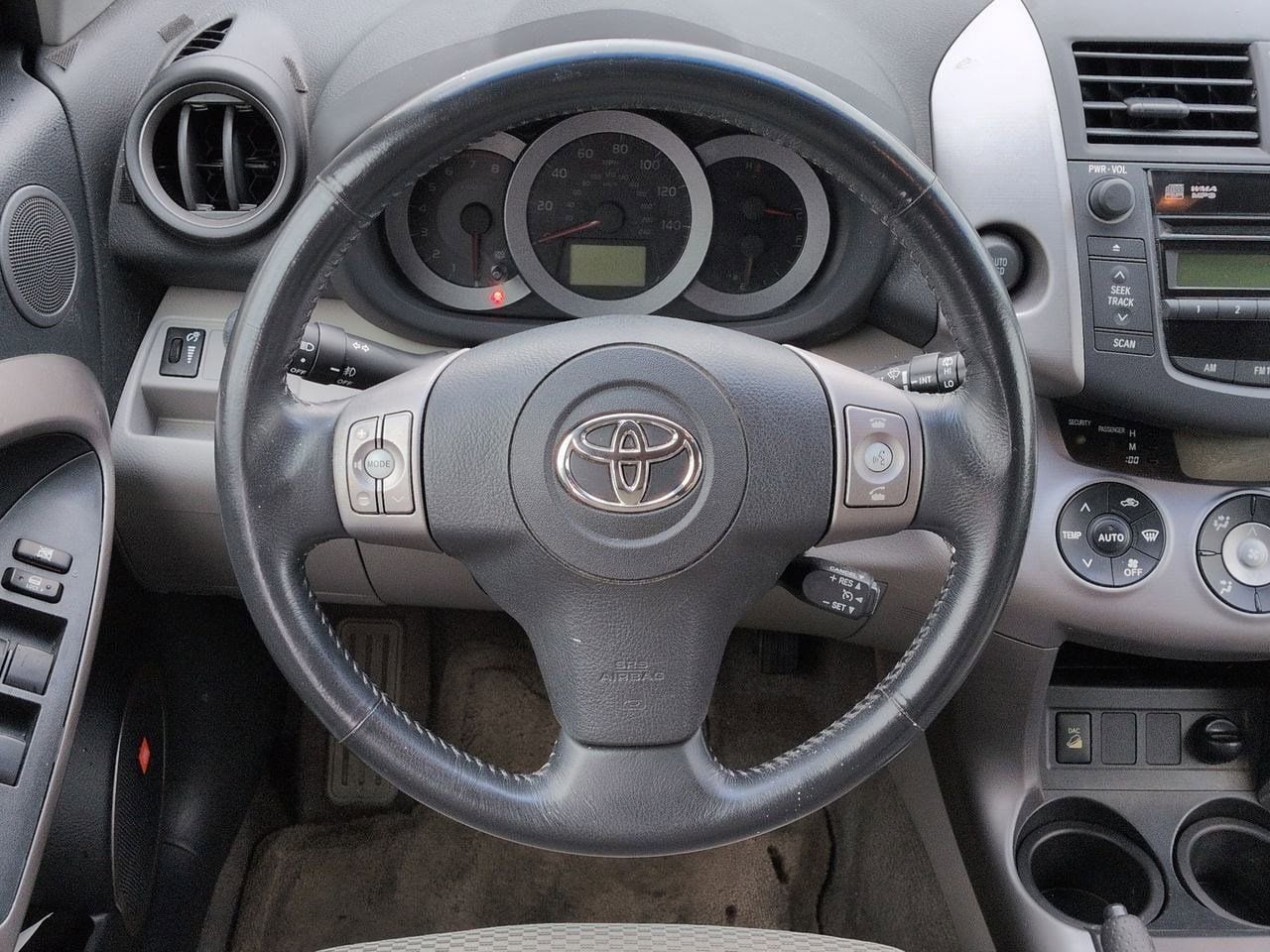 Thumbnail: 2007 Toyota RAV4 - 23