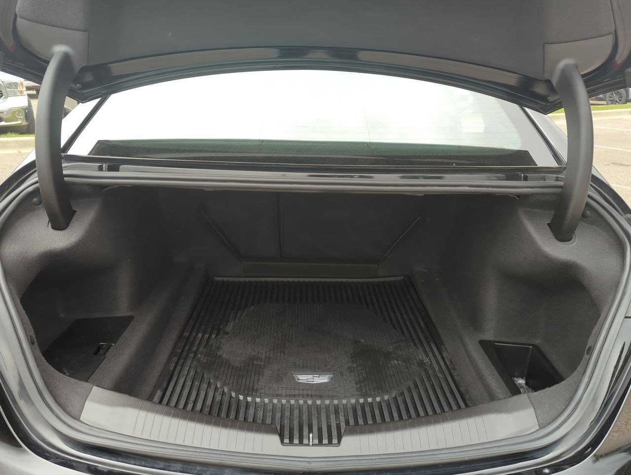 Thumbnail: 2022 Cadillac CT5 - 34