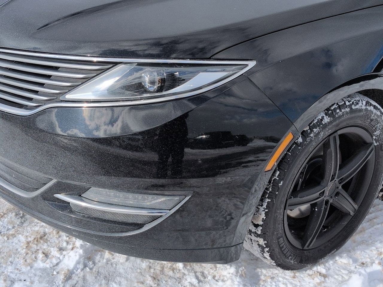 Thumbnail: 2016 Lincoln MKZ - 10