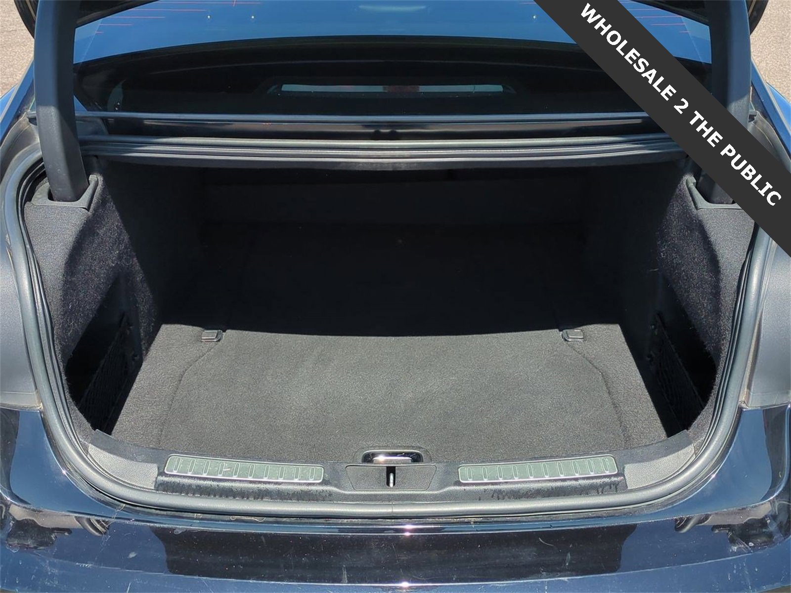 Thumbnail: 2018 Lincoln Continental - 34