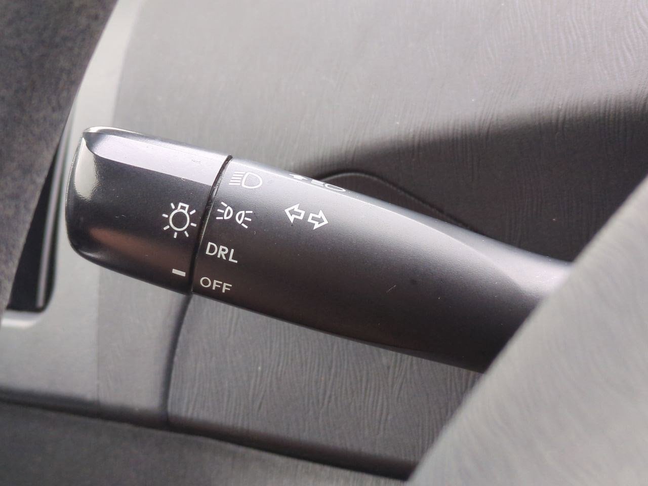 Thumbnail: 2012 Toyota Prius - 27