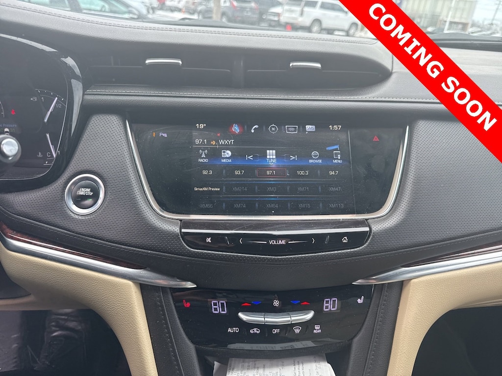 Used 2017 CADILLAC XT5 Luxury FWD SUV