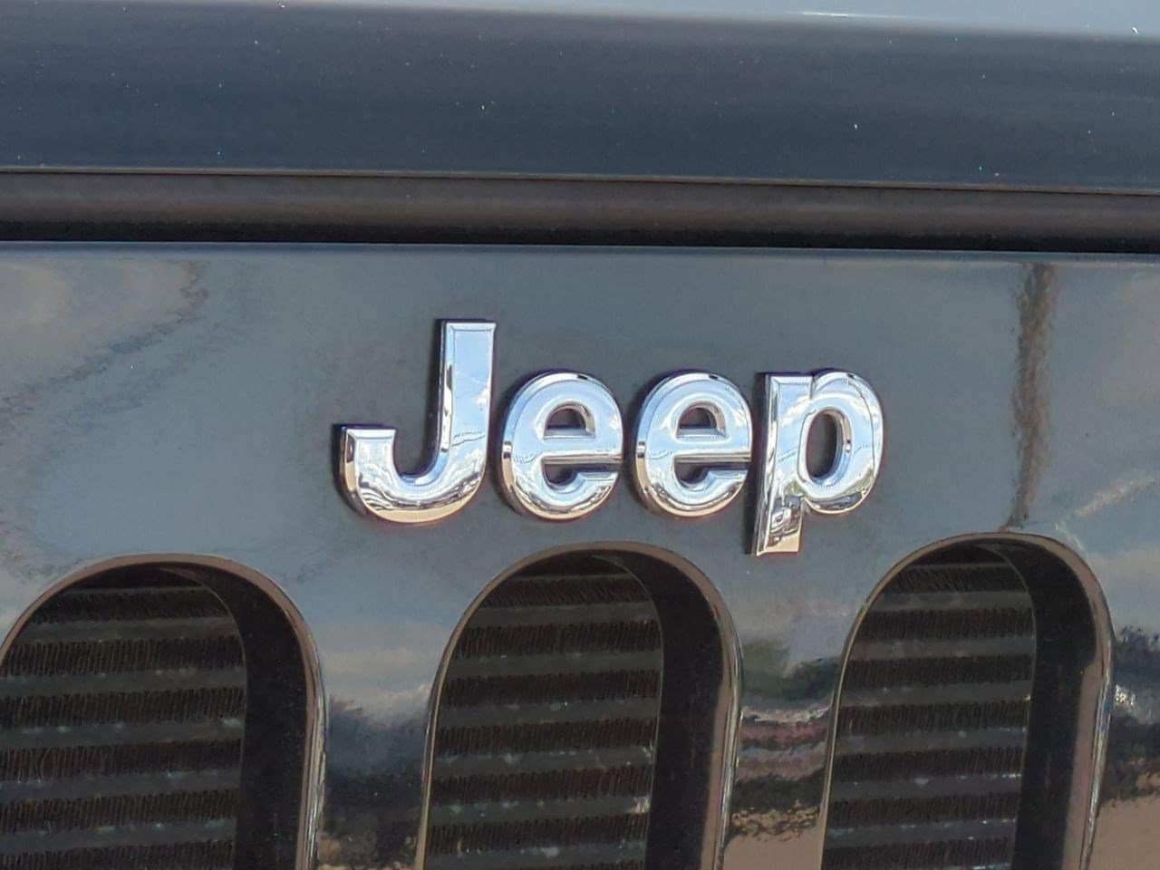 Thumbnail: 2012 Jeep Wrangler - 11