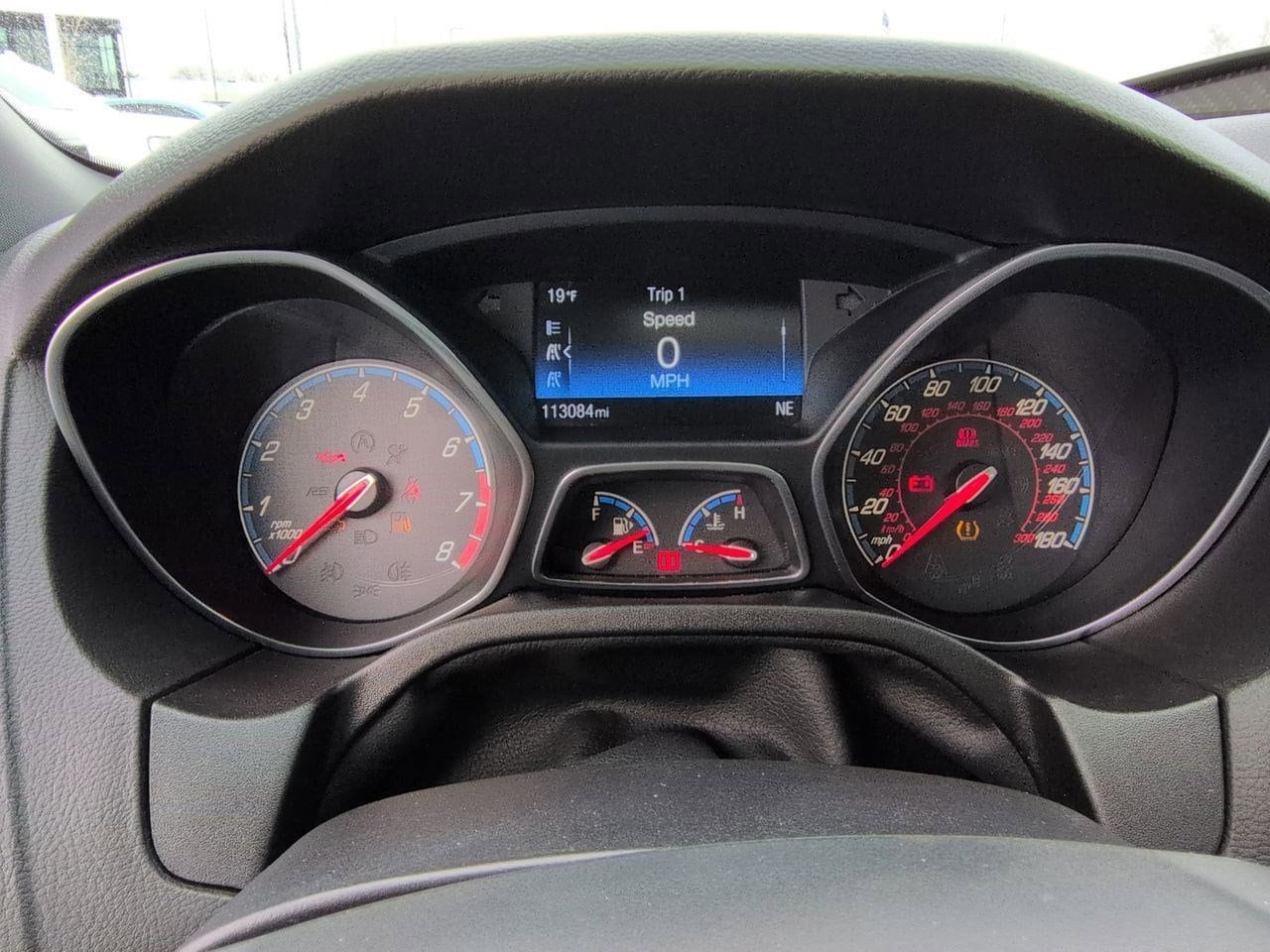 Thumbnail: 2017 Ford Focus - 32