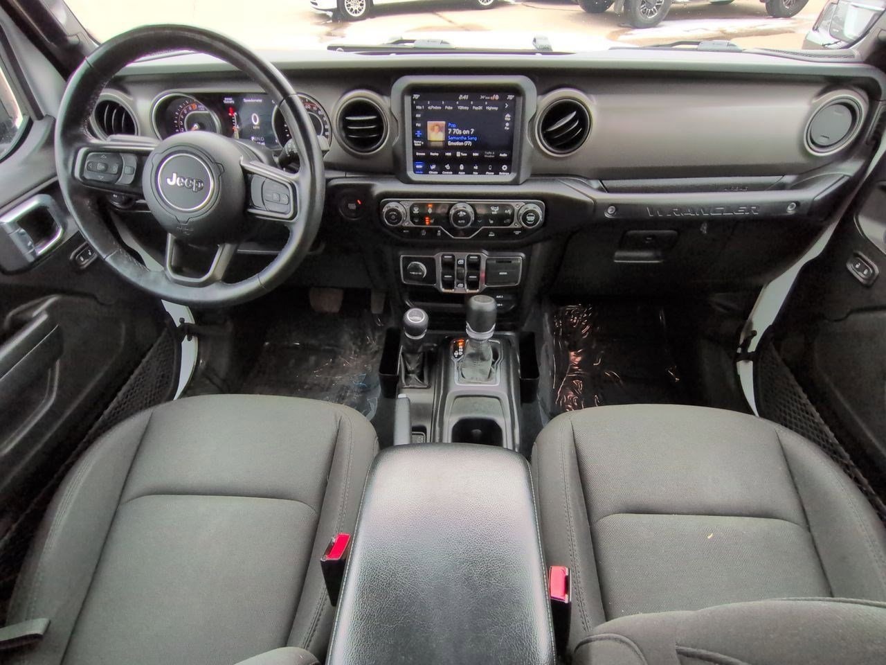 Thumbnail: 2022 Jeep Wrangler - 14