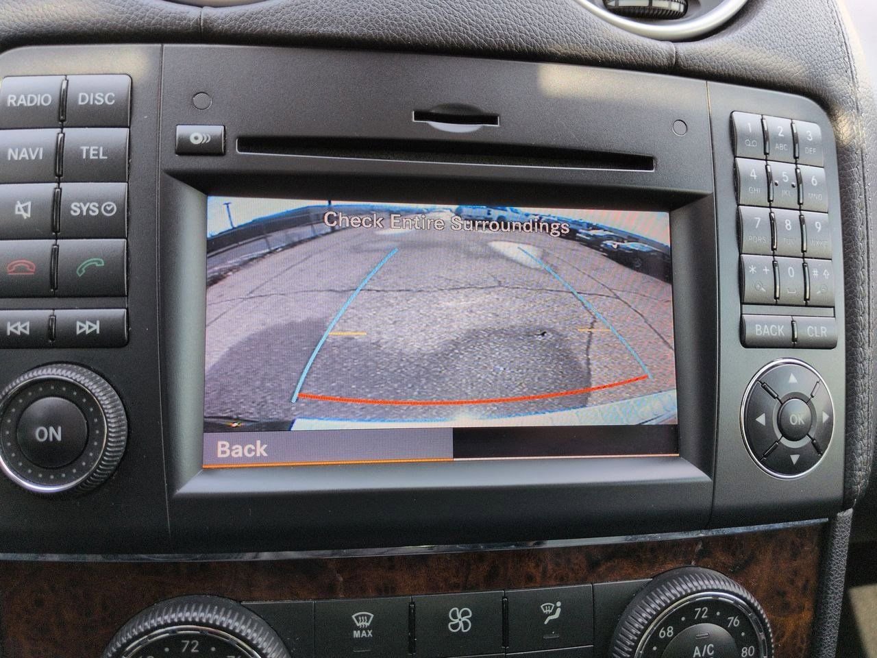 Thumbnail: 2011 Mercedes-Benz GL-Class - 31