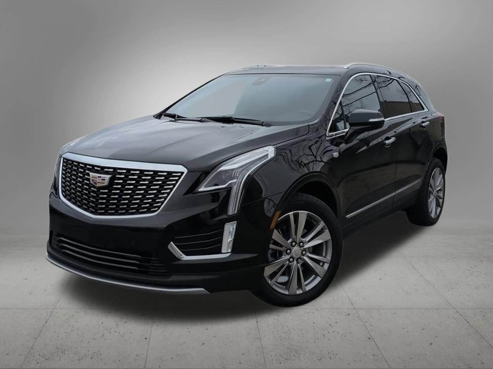 Thumbnail: 2023 Cadillac XT5 - 1