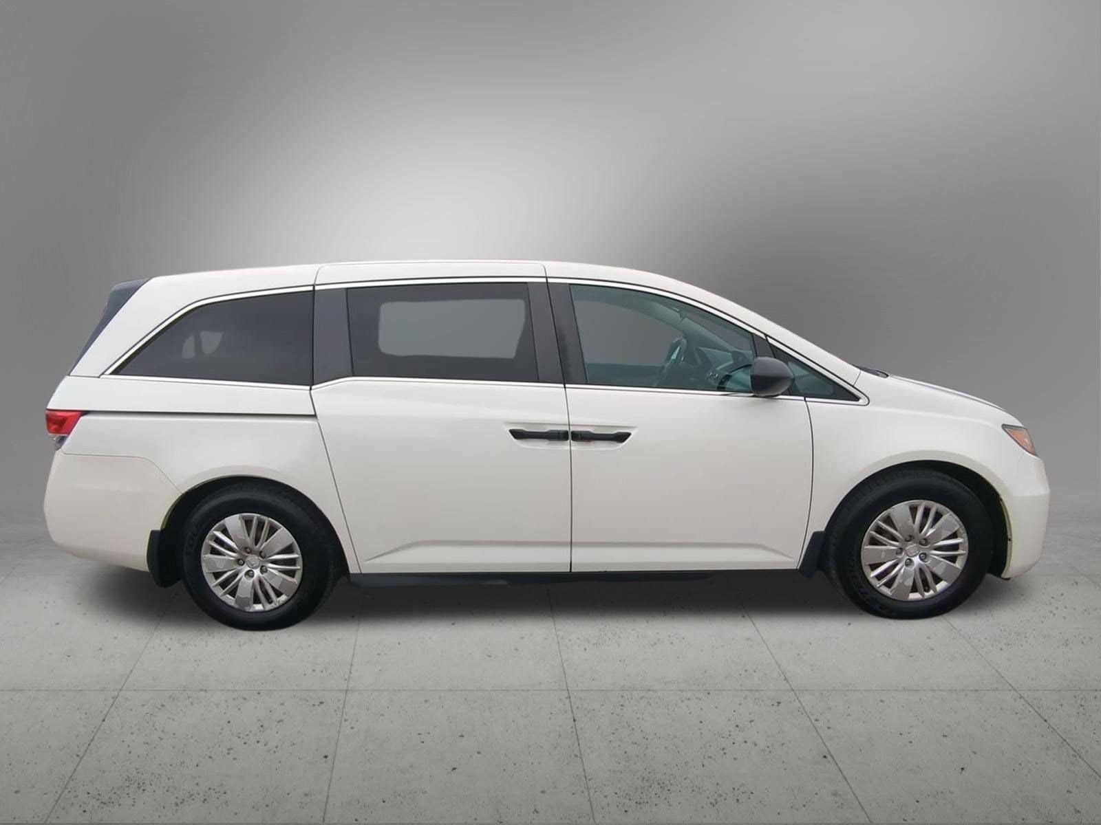 2016 Honda Odyssey LX - Photo 7
