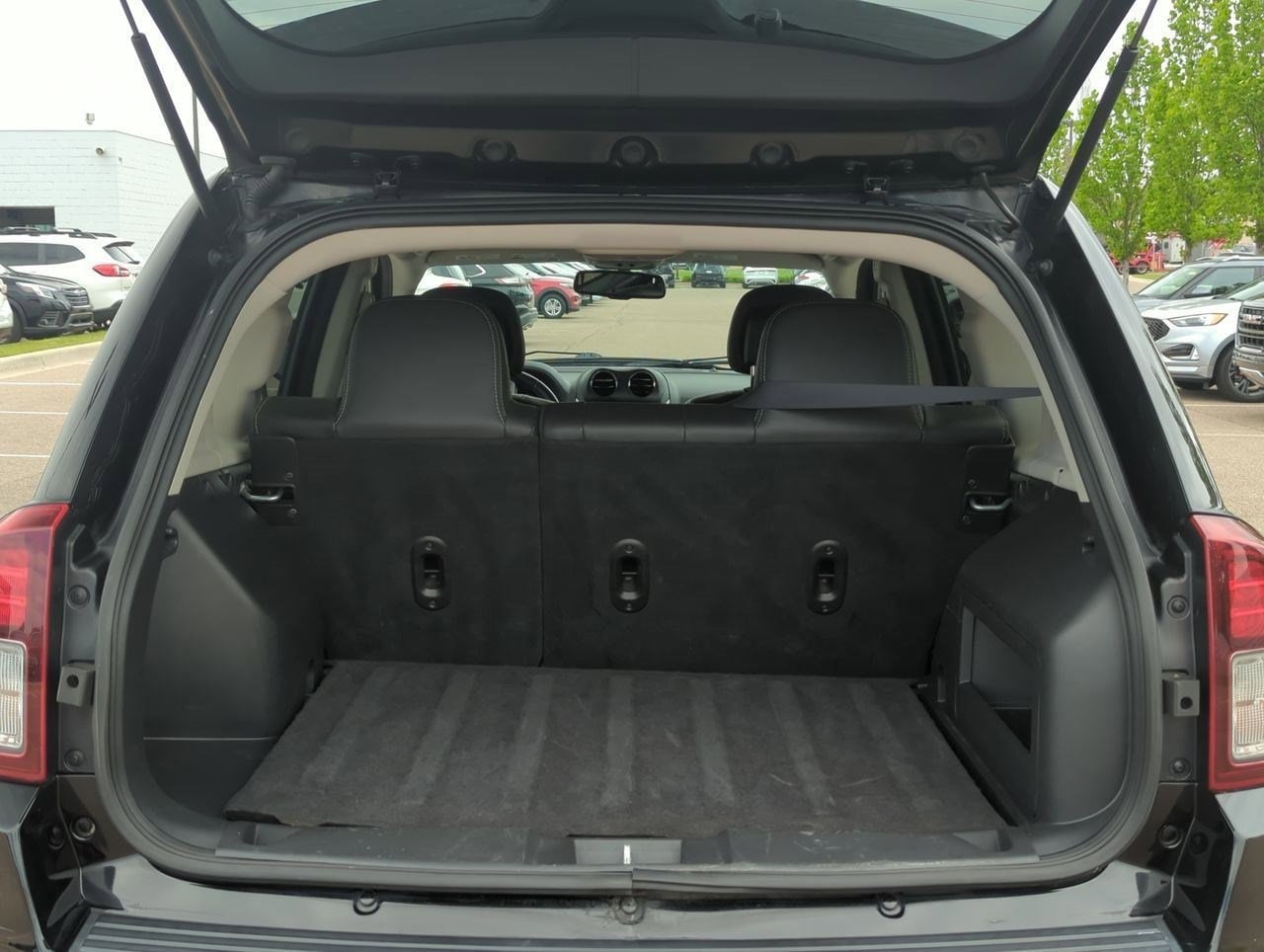 Thumbnail: 2017 Jeep Compass - 29
