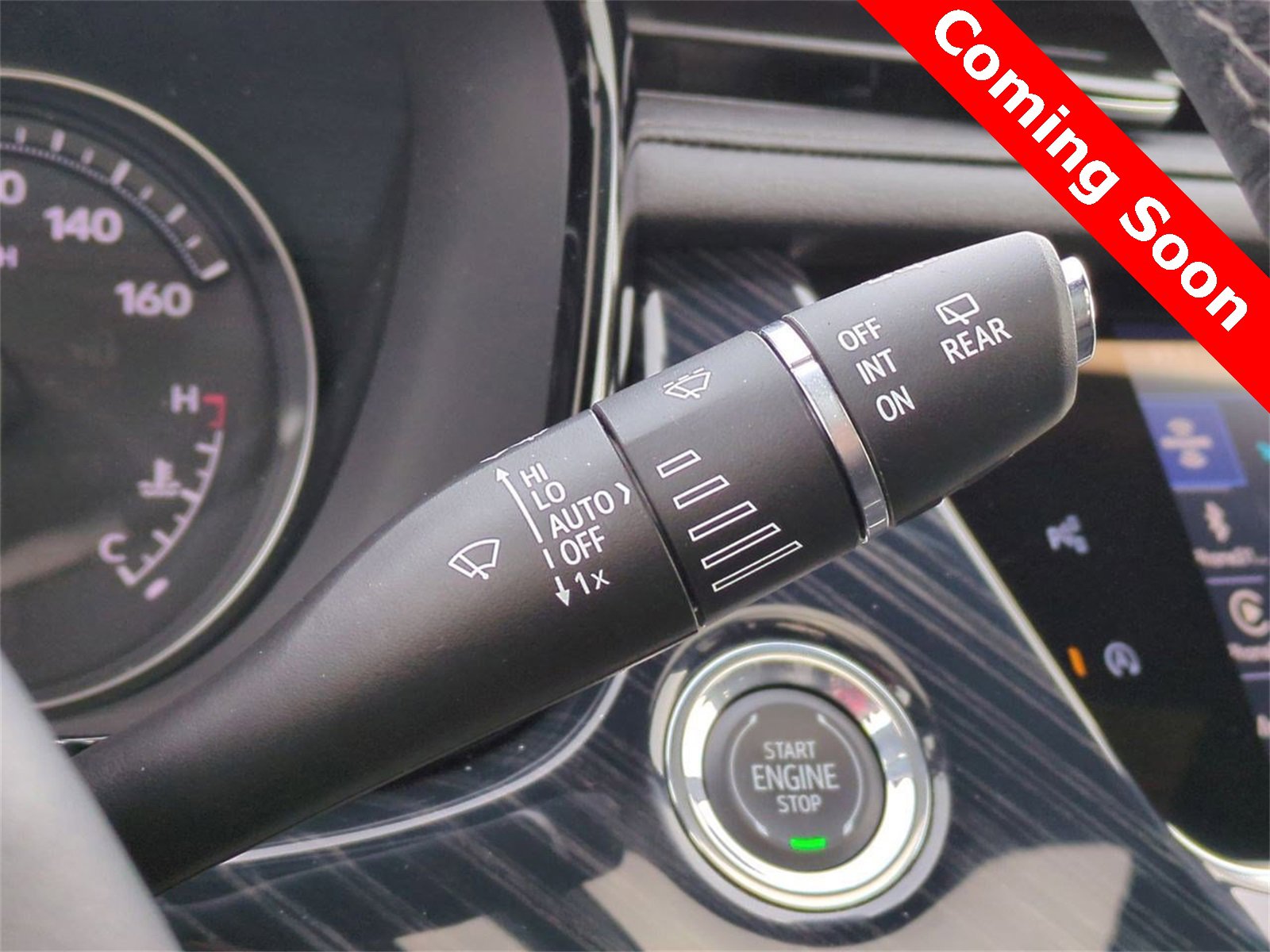 Thumbnail: 2024 Cadillac XT6 - 28