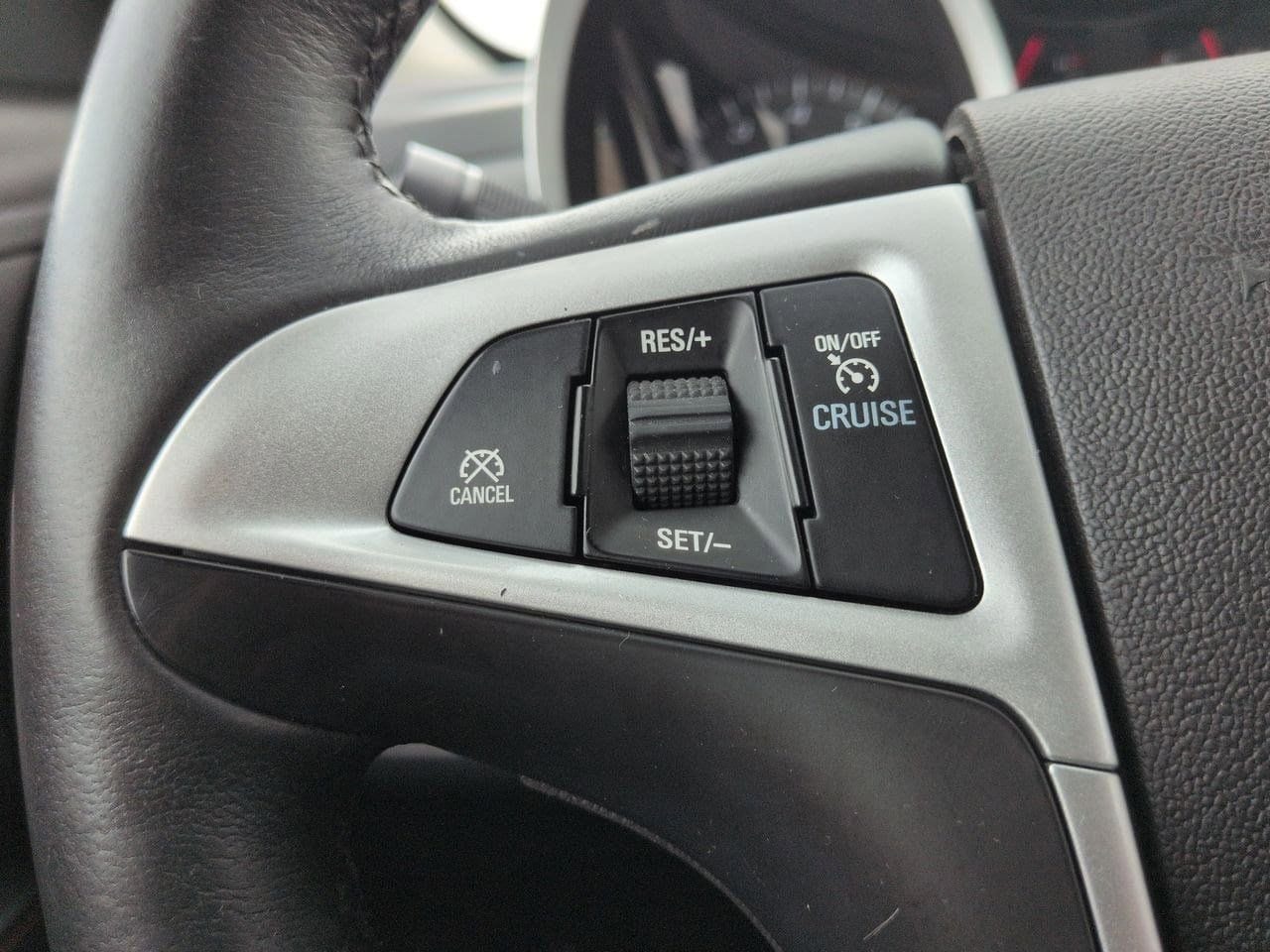 Thumbnail: 2015 Chevrolet Equinox - 23