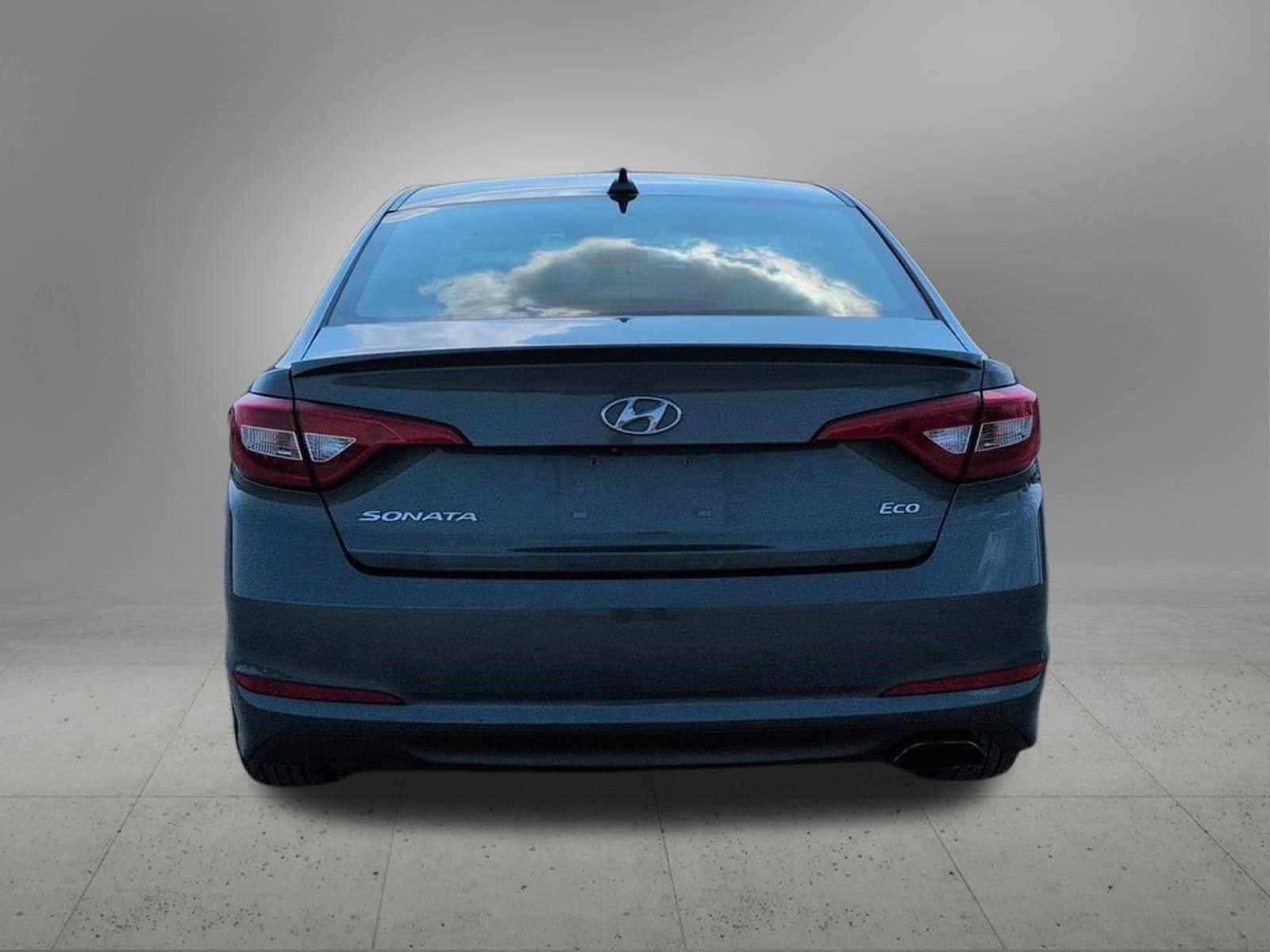 Thumbnail: 2015 Hyundai Sonata - 5