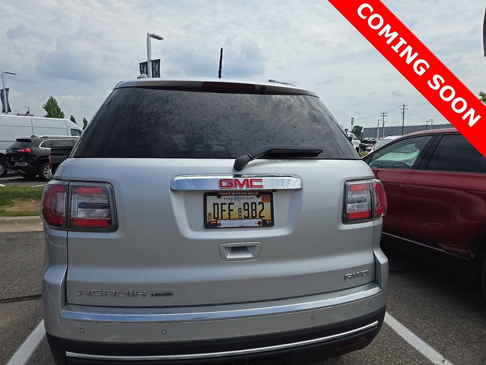 Thumbnail: 2017 GMC Acadia - 8