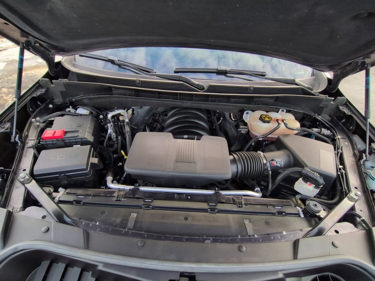 Thumbnail: 2022 Cadillac Escalade - 14