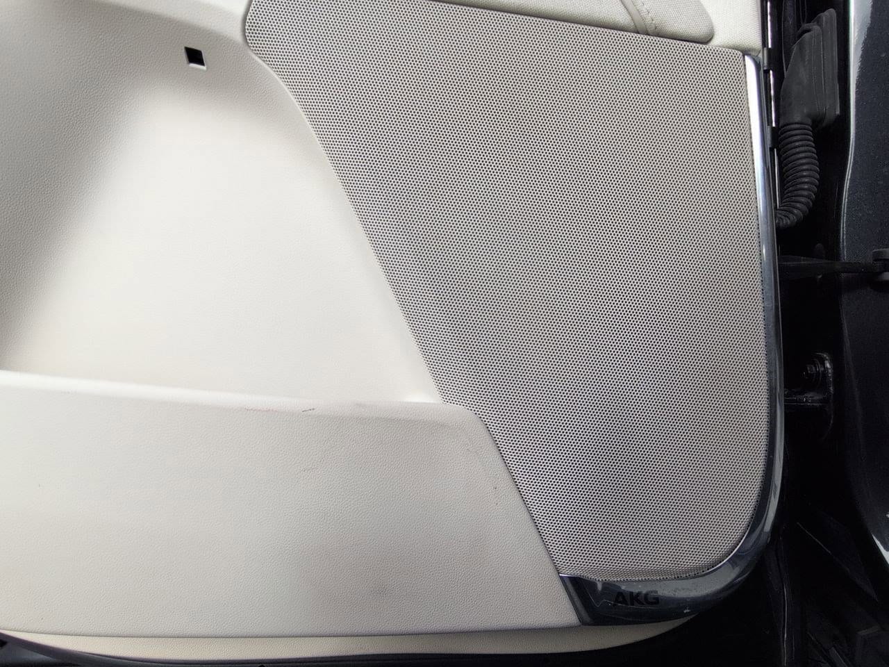 Thumbnail: 2022 Cadillac Escalade - 33