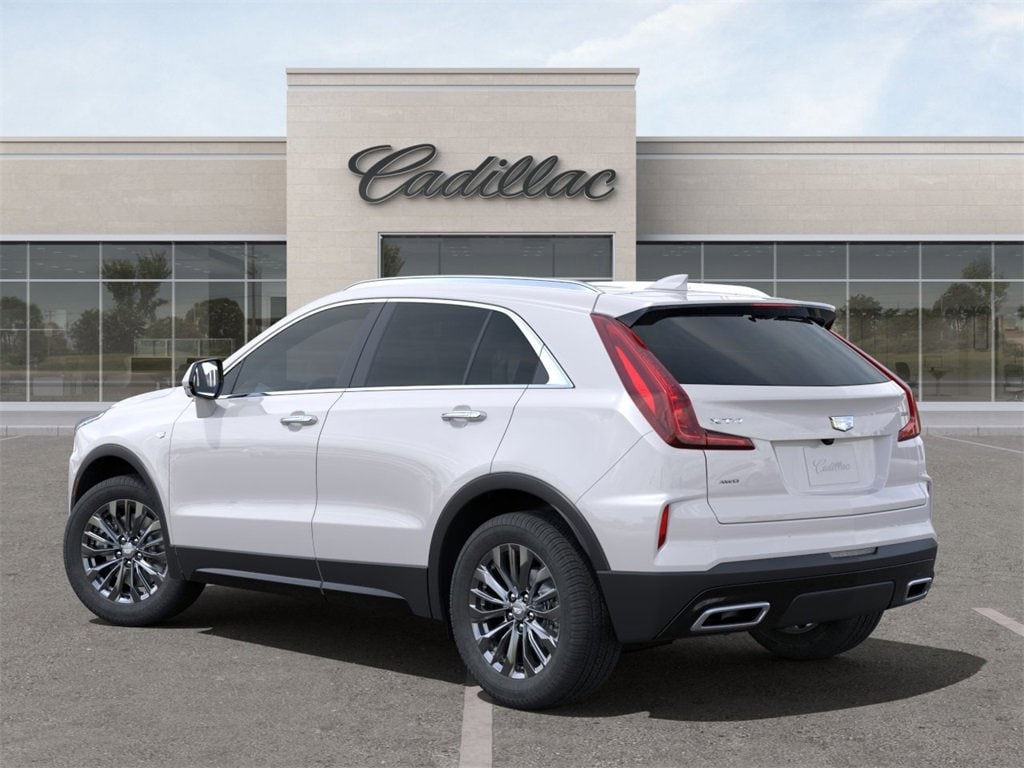 2024 Cadillac XT4 Premium Luxury 3