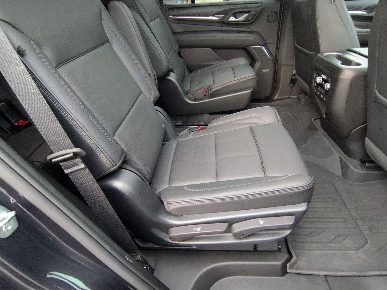 Thumbnail: 2023 GMC Yukon - 21