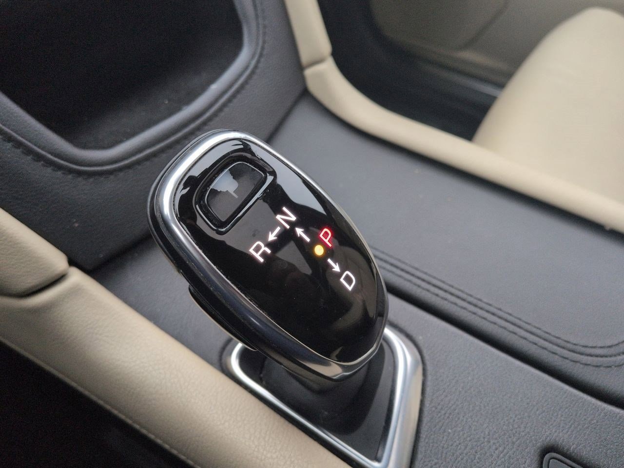 Thumbnail: 2017 Cadillac XT5 - 34