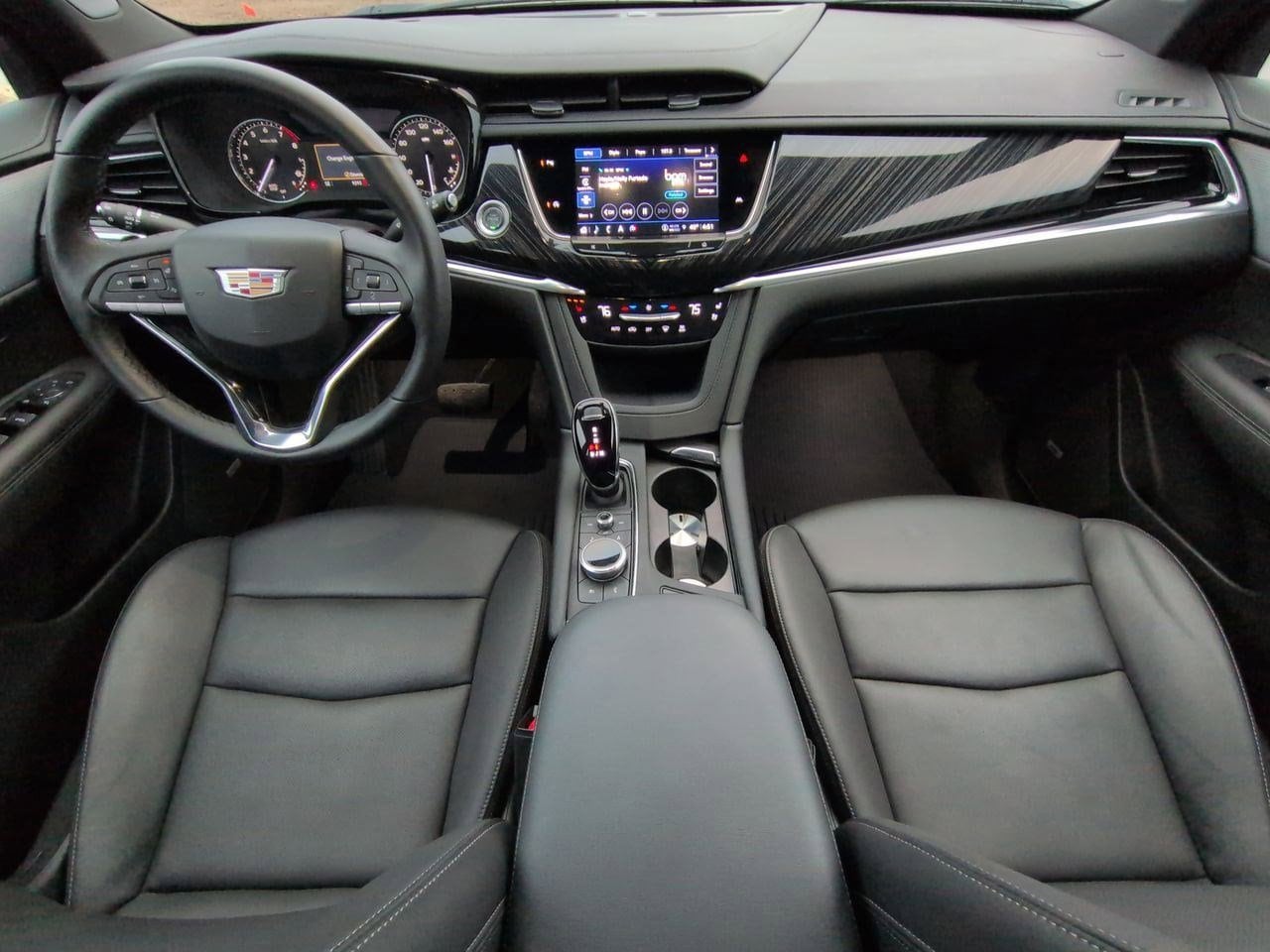 Thumbnail: 2025 Cadillac XT6 - 15