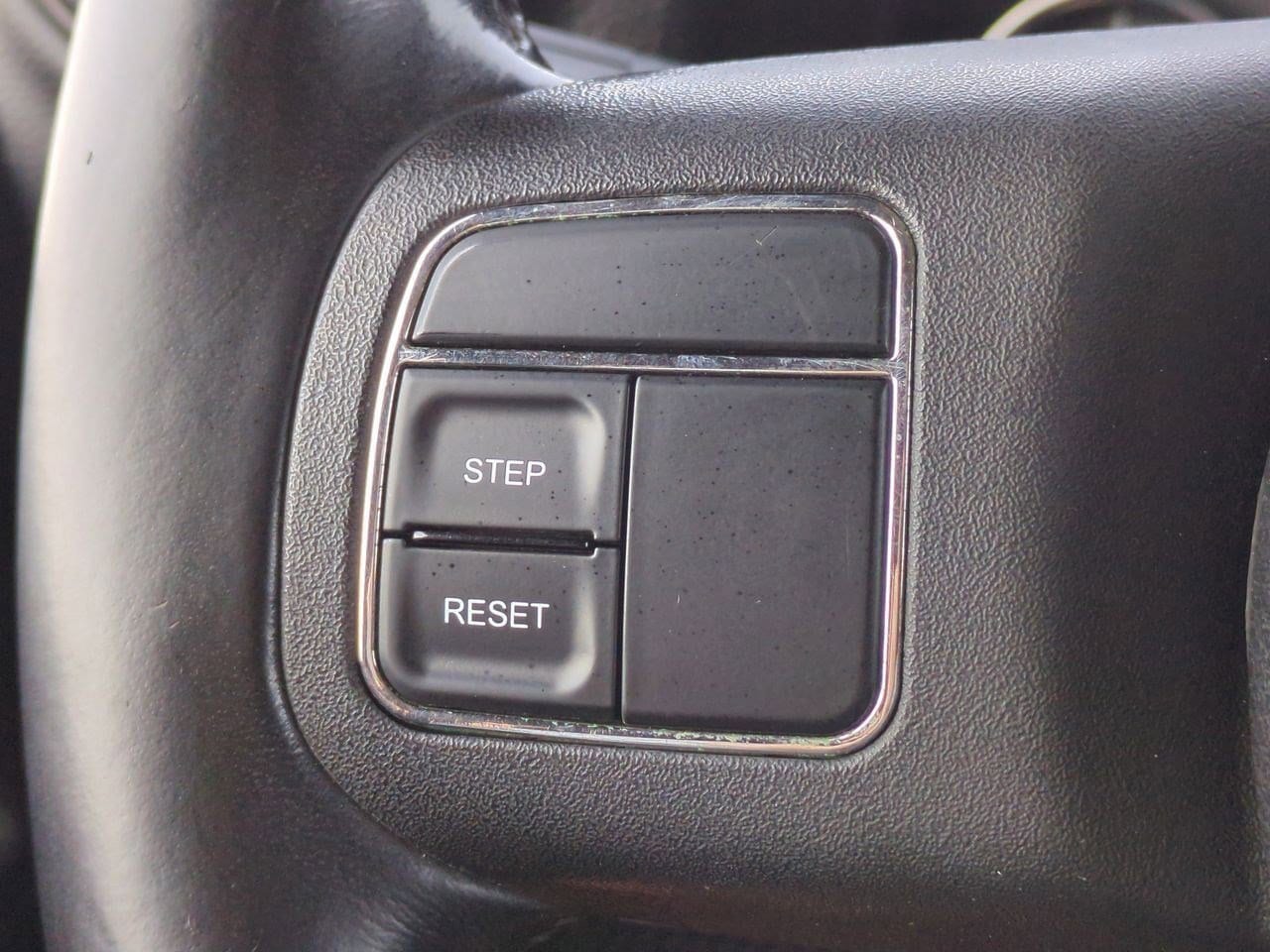 Thumbnail: 2012 Jeep Wrangler - 19