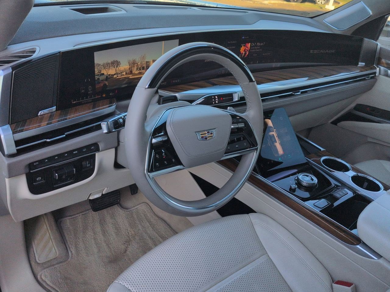 Thumbnail: 2025 Cadillac Escalade - 2