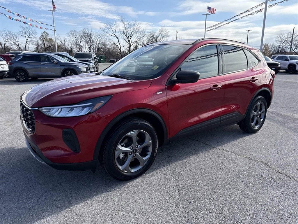 Used 2025 Ford Escape ST-Line