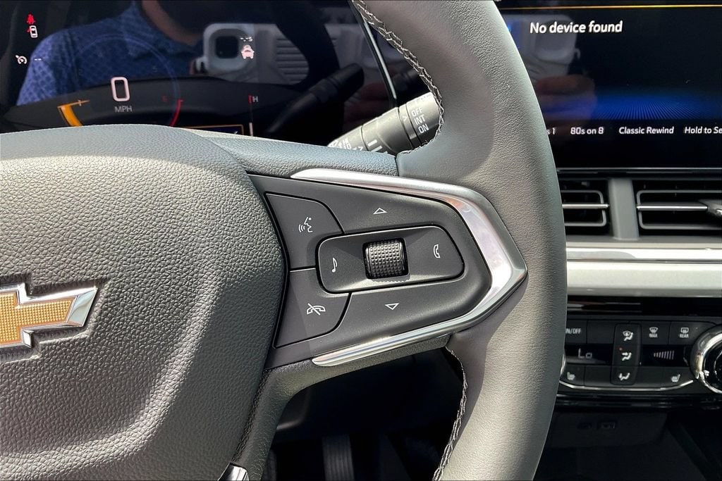 2026 Chevrolet Trax LT - Photo 11