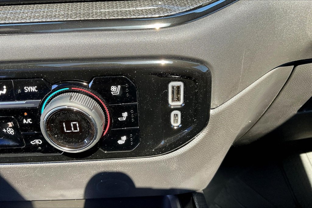 2026 Chevrolet Silverado 1500 ZR2 - Photo 14