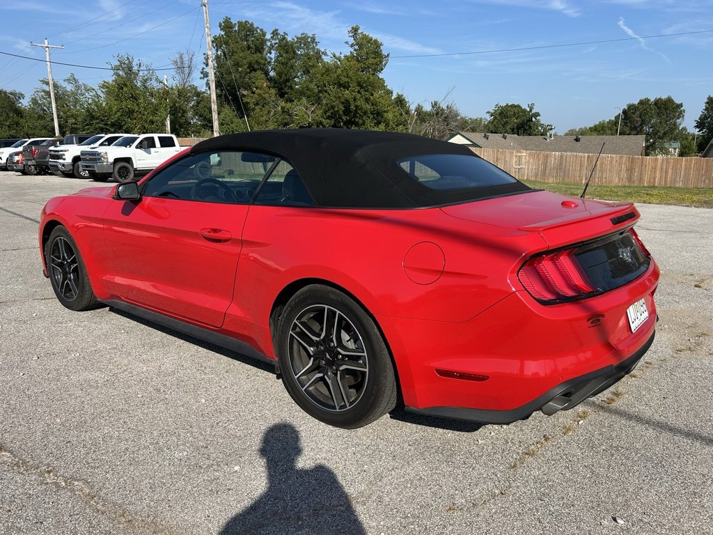 2018 Ford Mustang EcoBoost Premium photo 2