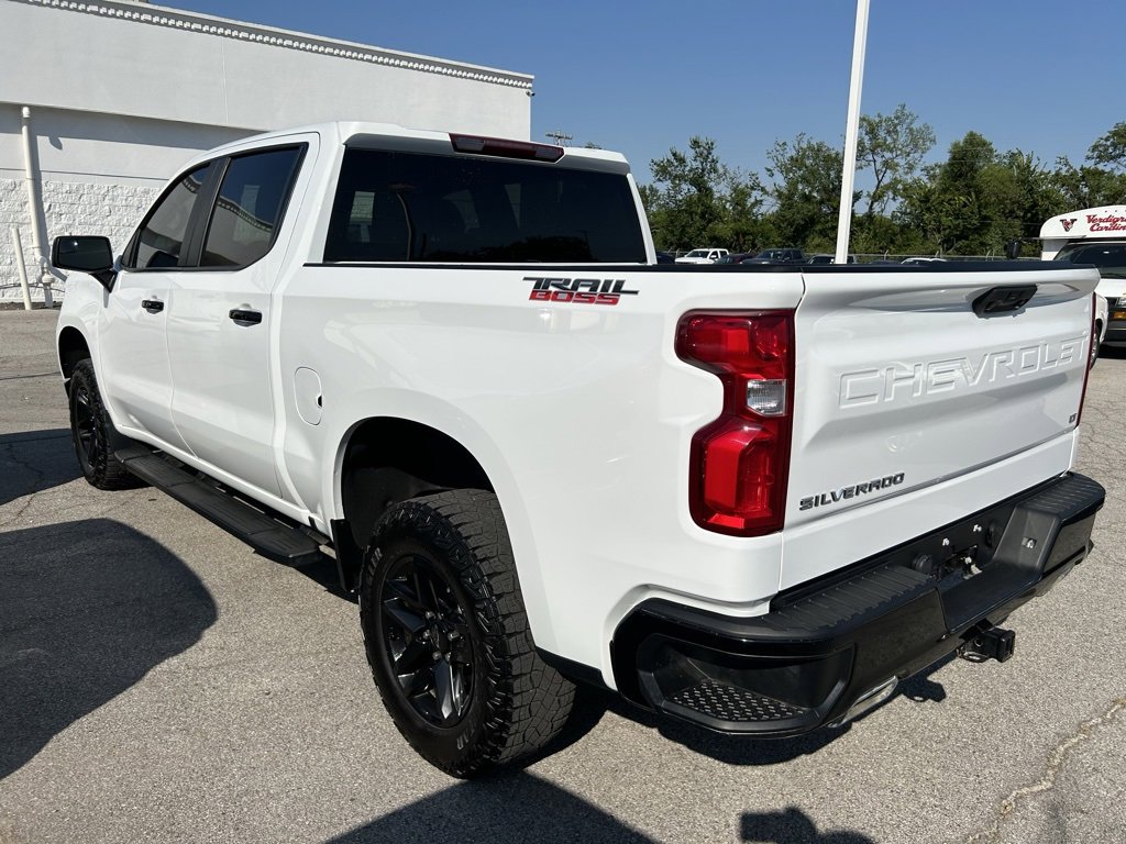 2023 Chevrolet Silverado 1500 LT Trail Boss photo 2