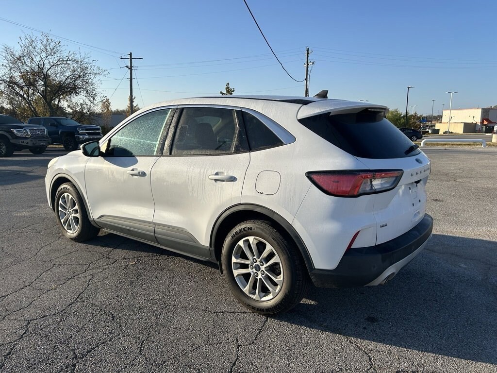 Used 2020 Ford Escape SE