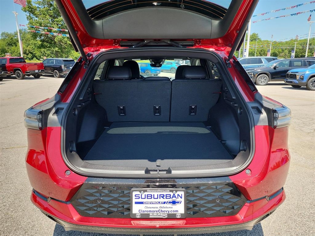 2025 Chevrolet Equinox EV RS - Photo 6
