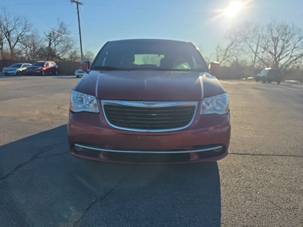Used 2015 Chrysler Town & Country S