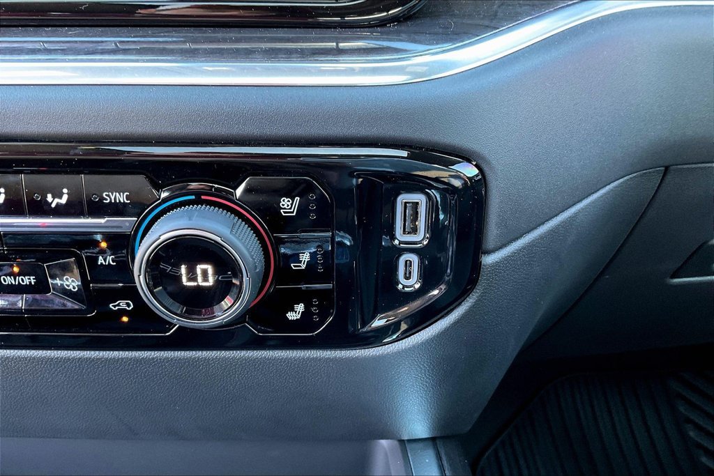 2026 Chevrolet Silverado 1500 LTZ - Photo 14