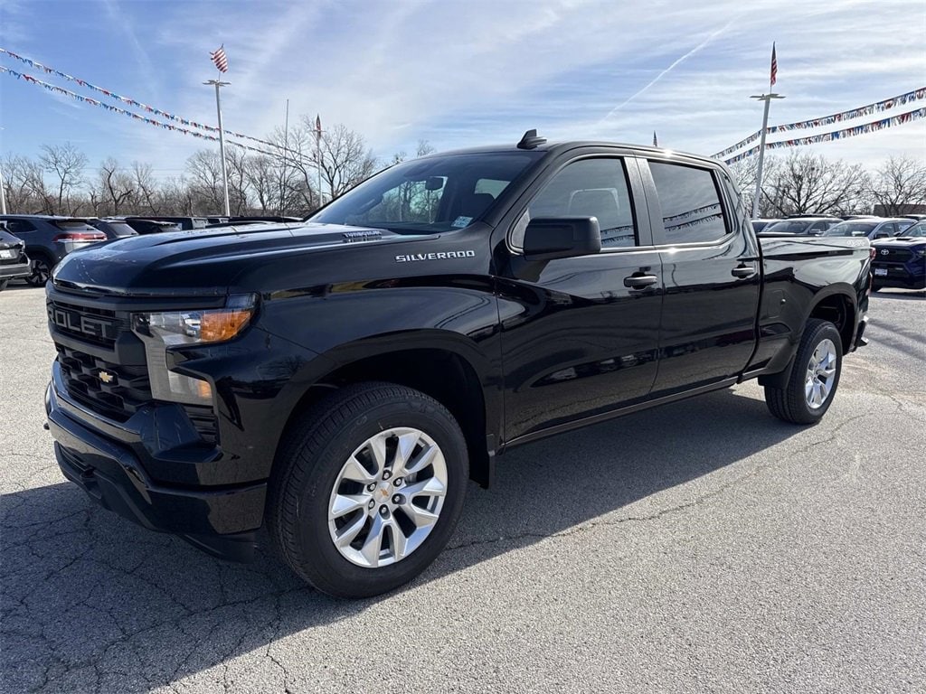 New 2026 Chevrolet Silverado 1500 Custom Truck