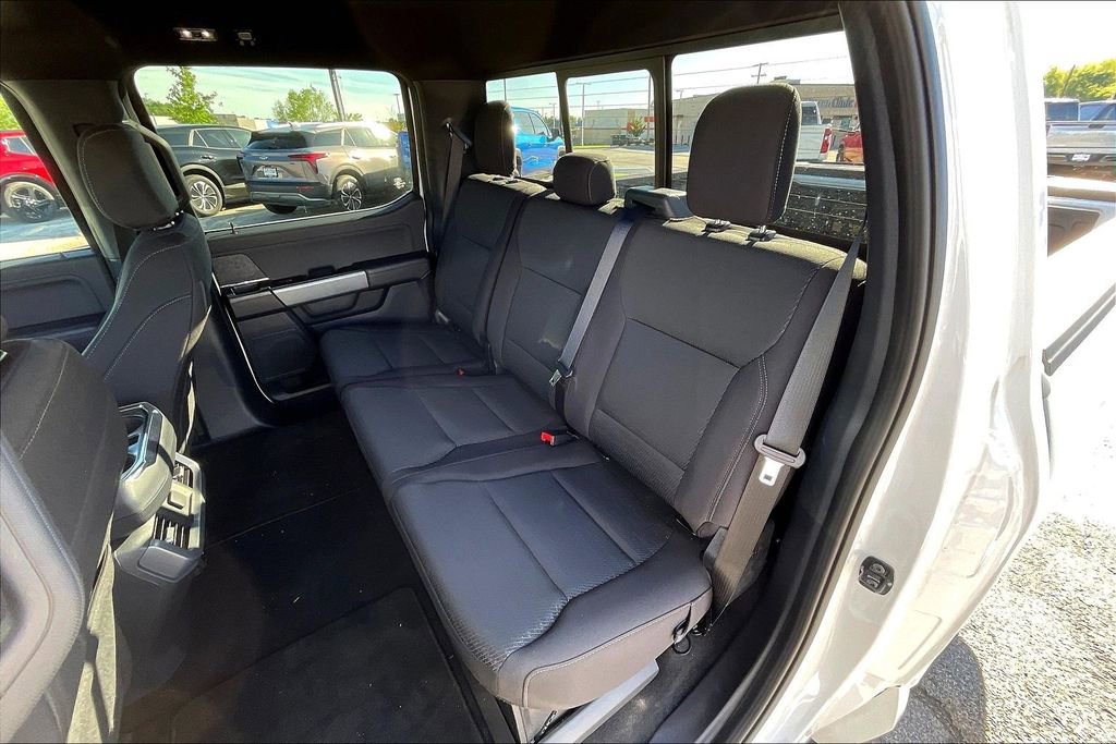 2025 Ford F-150 XLT - Photo 28