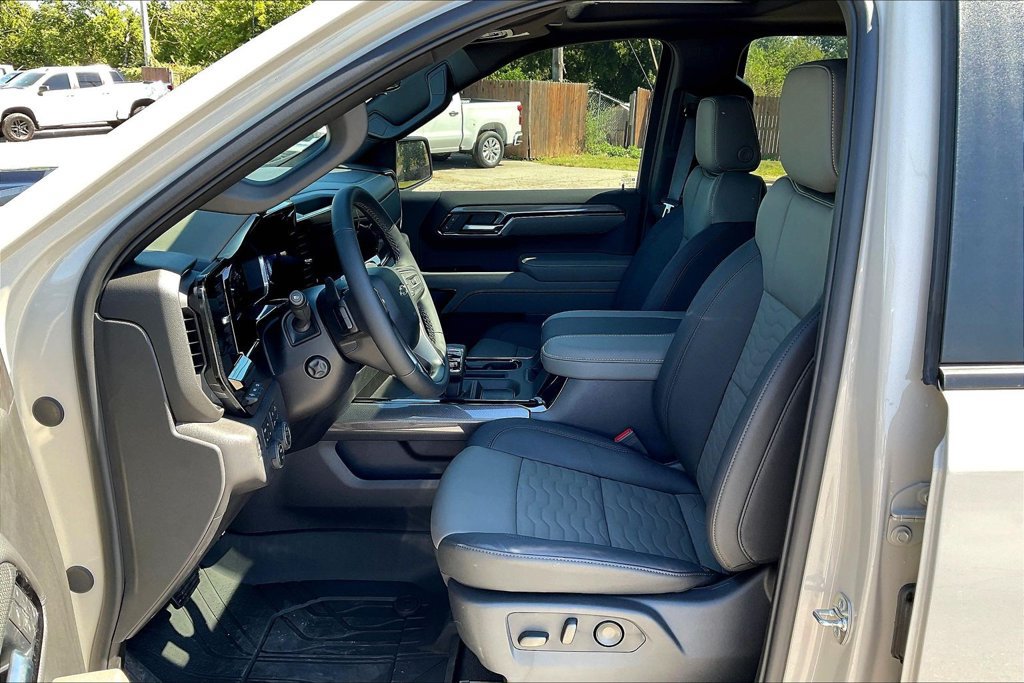 2026 Chevrolet Silverado 1500 ZR2 - Photo 16