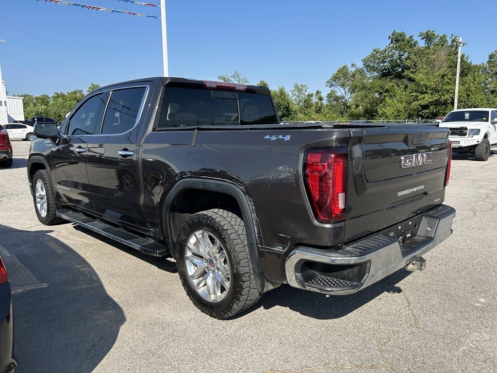 2021 Gmc Sierra 1500 SLT photo 2