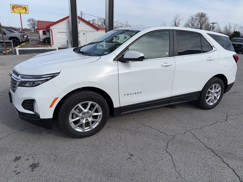 2024 Chevrolet Equinox LT's photo
